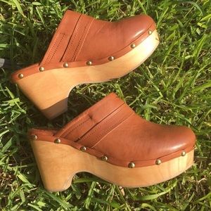 Aldo Frida Leather Clog